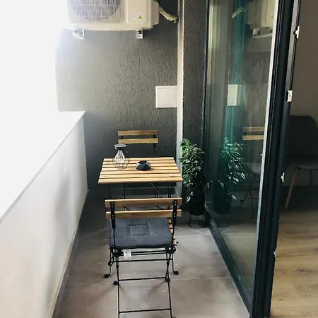 Rebreanu Unique Bükreş